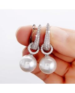 Huitan New Arrival Simulated Pearl Earrings Women Silver Color Fashion Versatile Female Ear Piercing Accessories Wedding Jewelry